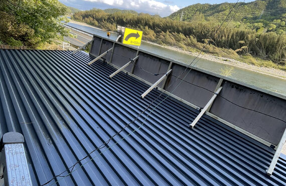 総社市内トタン屋根塗装工事